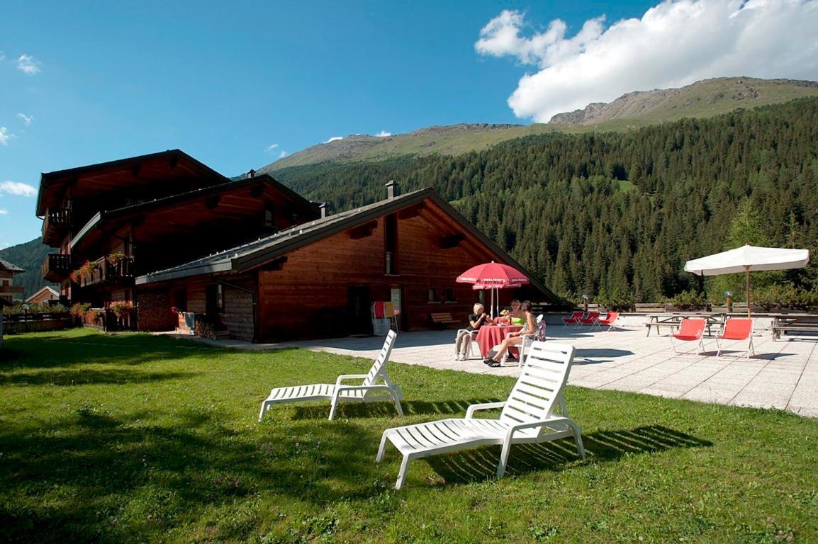 Hotel Santa Caterina Santa Caterina Valfurva Exterior foto